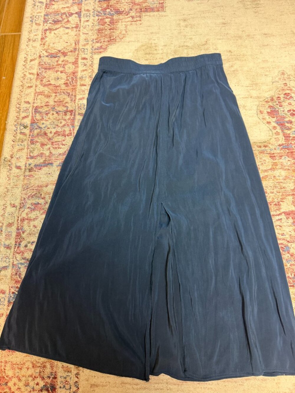 H&M Women's Navy Long Skirt Size 8 In Great Shape!!